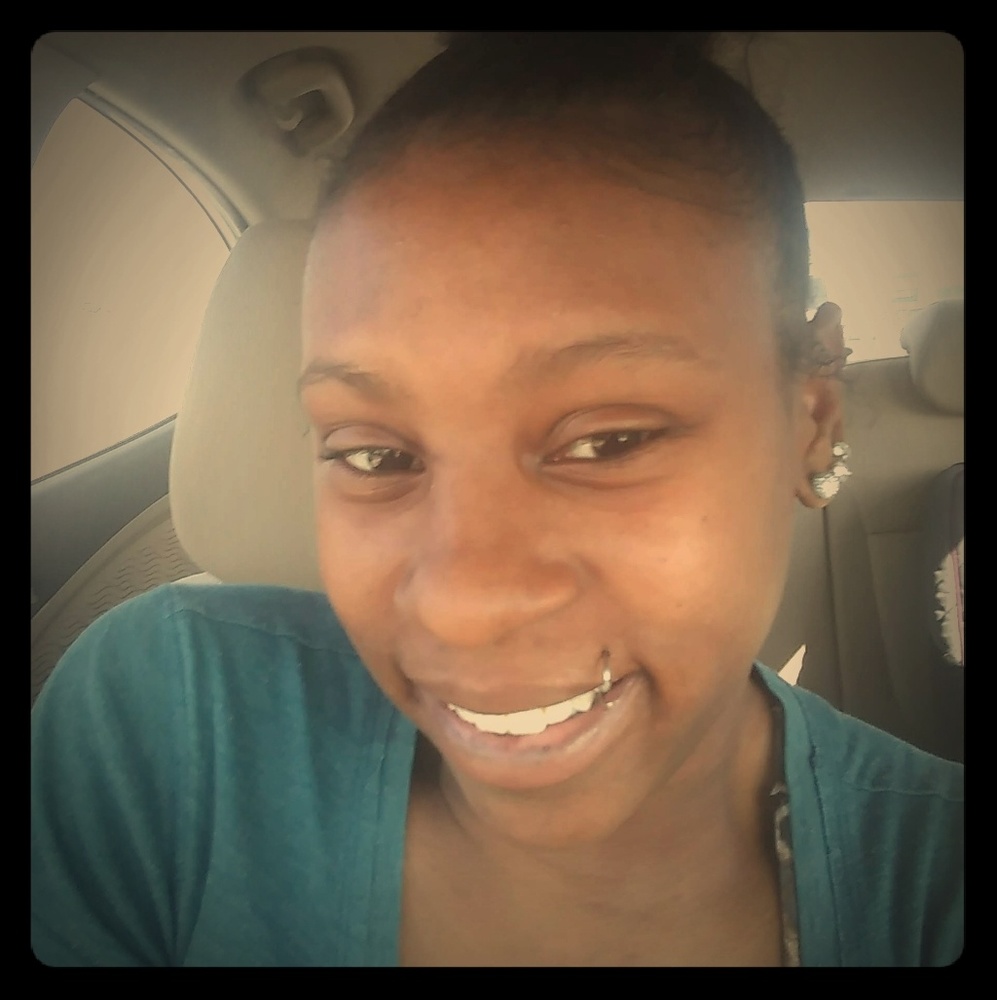 Meet your Posher, Liza